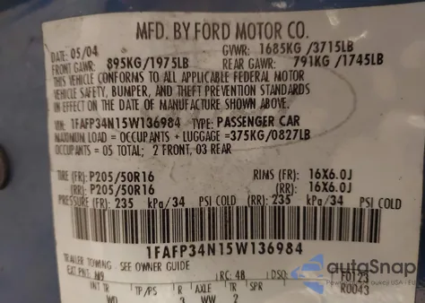 2005 Ford Focus Zx4 из США, поврежденный, VIN 1FAFP34N15W136984